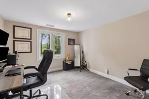 2312 Sheridan Hills Rd, Wayzata, MN 55391 - Photo 44
