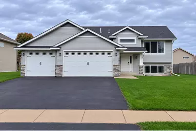 1010 Marion Street SE, Isanti, MN 55040 - Photo 10