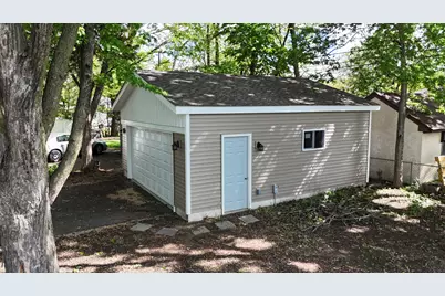 4158 Zane Avenue N, Robbinsdale, MN 55422 - Photo 4