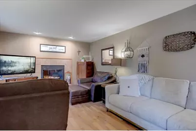 819 East Street, Boyceville, WI 54725 - Photo 10