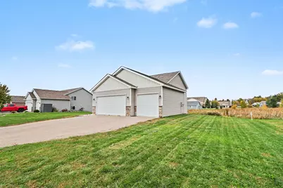 1304 Mulberry Avenue NE, Montgomery, MN 56069 - Photo 24