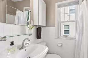 5525 Upton Ave S, Minneapolis, MN 55410 - Photo 18