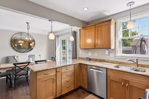 5525 Upton Ave S, Minneapolis, MN 55410 - Photo 14