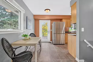 13905 Steven Rd, Burnsville, MN 55337 - Photo 8