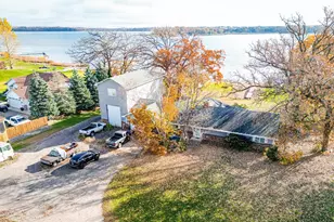 9225 Lake Blvd, Chisago City, MN 55013 - Photo 32