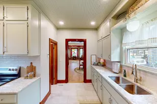 202 Broadway S, Alden, MN 56009 - Photo 12