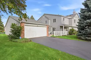 7698 157th St W, Apple Valley, MN 55124 - Photo 1