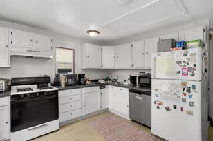 2406 Pierce St NE, Minneapolis, MN 55418 - Photo 18