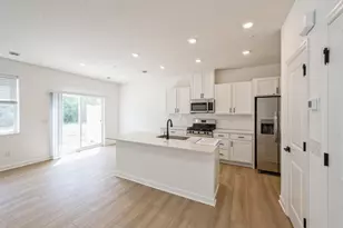 10548 Harbor Ln N, Maple Grove, MN 55369 - Photo 2