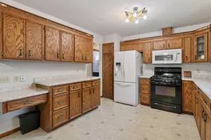 13000 Penn Ave S, Burnsville, MN 55337 - Photo 12