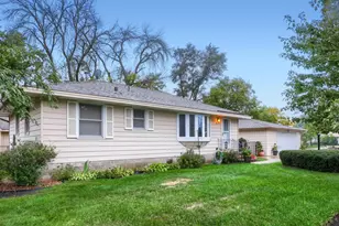 440 113th Ave NW, Coon Rapids, MN 55448 - Photo 2