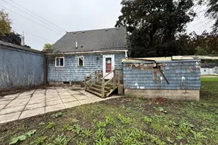 1302 St Joseph Ave, Albert Lea, MN 56007 - Photo 2