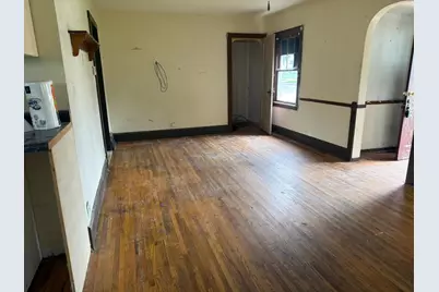 1302 Saint Joseph Avenue, Albert Lea, MN 56007 - Photo 6