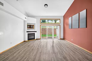 4527 Bloomberg Ln, Inver Grove Heights, MN 55076 - Photo 8