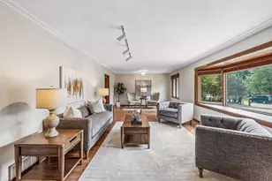 10800 Oak Knoll Terrace N, Minnetonka, MN 55305 - Photo 2