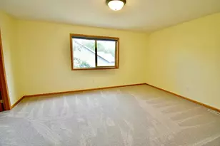1043 Lawrence Cir, Sartell, MN 56377 - Photo 8