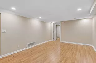 1020 Orkla Dr, Golden Valley, MN 55427 - Photo 28