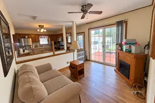10133 Cottonwood St NW, Coon Rapids, MN 55448 - Photo 6
