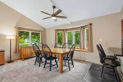 593 Century Avenue N, Maplewood, MN 55119 - Photo 10