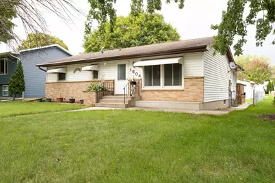 1604 N Franklin Street, New Ulm, MN 56073 - Photo 2