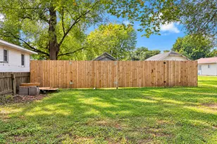 34 Lenox St, Winona, MN 55987 - Photo 16