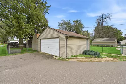 4070 Jay Lane, White Bear Lake, MN 55110 - Photo 24