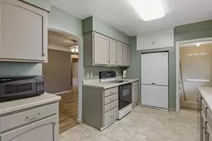 837 Hopwood Ave, Menomonie, WI 54751 - Photo 4