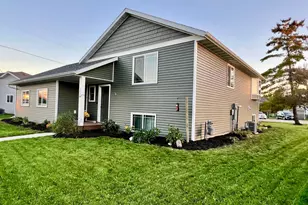 2028 Nelson Dr, Thief River Falls, MN 56701 - Photo 18