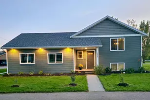 2028 Nelson Dr, Thief River Falls, MN 56701 - Photo 14