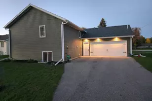 2028 Nelson Dr, Thief River Falls, MN 56701 - Photo 2