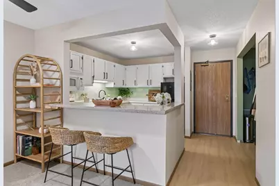 720 3rd Avenue NE #120, Minneapolis, MN 55413 - Photo 10