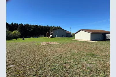 527 Madison Avenue SE, Wadena, MN 56482 - Photo 8