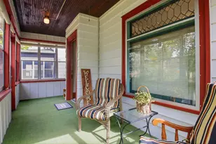 820 5th Ave SE, Minneapolis, MN 55414 - Photo 2