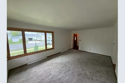 248 23rd Avenue N, Saint Cloud, MN 56303 - Photo 4