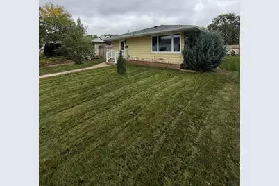 248 23rd Avenue N, Saint Cloud, MN 56303 - Photo 2