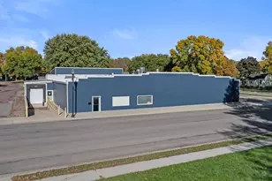 269 4th St, Tracy, MN 56175 - Photo 1