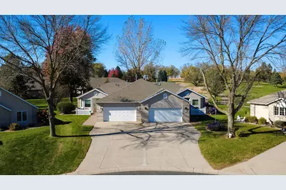 1245 Golfview Court NW, Hutchinson, MN 55350 - Photo 2