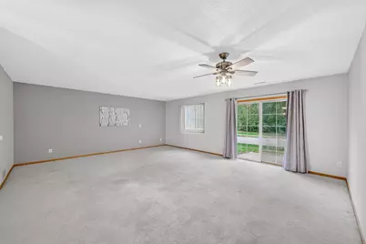 670 Monn Avenue, Vadnais Heights, MN 55127 - Photo 10