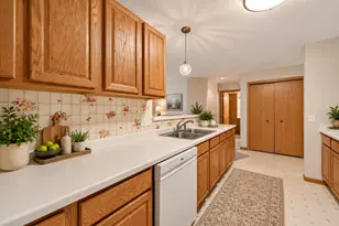 670 Monn Ave, Vadnais Heights, MN 55127 - Photo 6