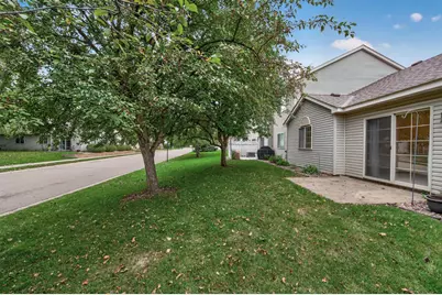 670 Monn Avenue, Vadnais Heights, MN 55127 - Photo 24