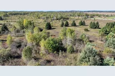 8460 Partridge Road, Eau Claire, WI 54703 - Photo 6