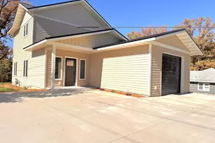 1145 Roosevelt Ave, Detroit Lakes, MN 56501 - Photo 2
