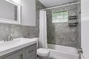 255 County Rd C2 W, Roseville, MN 55113 - Photo 12