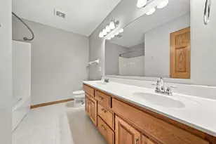17716 Hyde Park Ave, Lakeville, MN 55044 - Photo 36