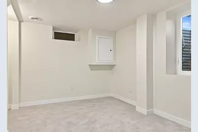 1038 Larpenteur Avenue W, Saint Paul, MN 55113 - Photo 54