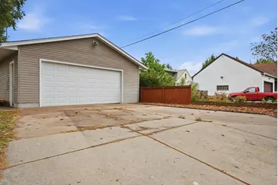 1038 Larpenteur Avenue W, Saint Paul, MN 55113 - Photo 62