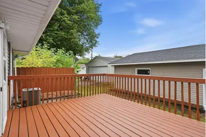 1038 Larpenteur Avenue W, Saint Paul, MN 55113 - Photo 44