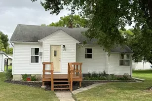 1208 15th St, Clarkfield, MN 56223 - Photo 1