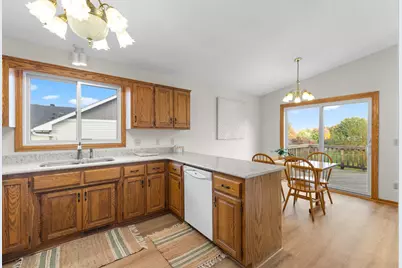 7291 Conestoga Court, Chanhassen, MN 55317 - Photo 14