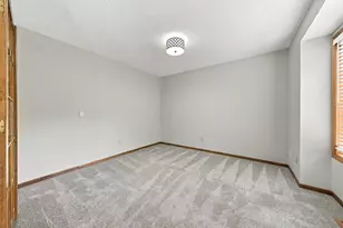 13610 Georgia Dr, Apple Valley, MN 55124 - Photo 4
